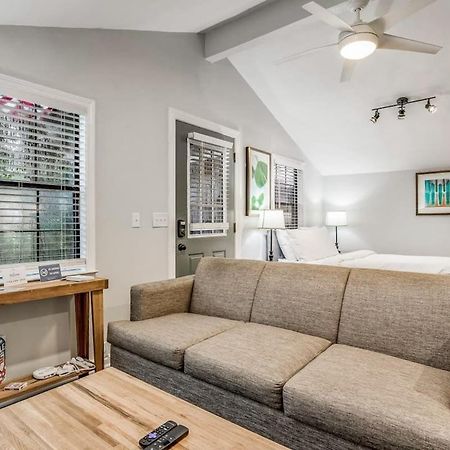 Pensacola Pearl - Studio Apartment - Pets Welcome Extérieur photo