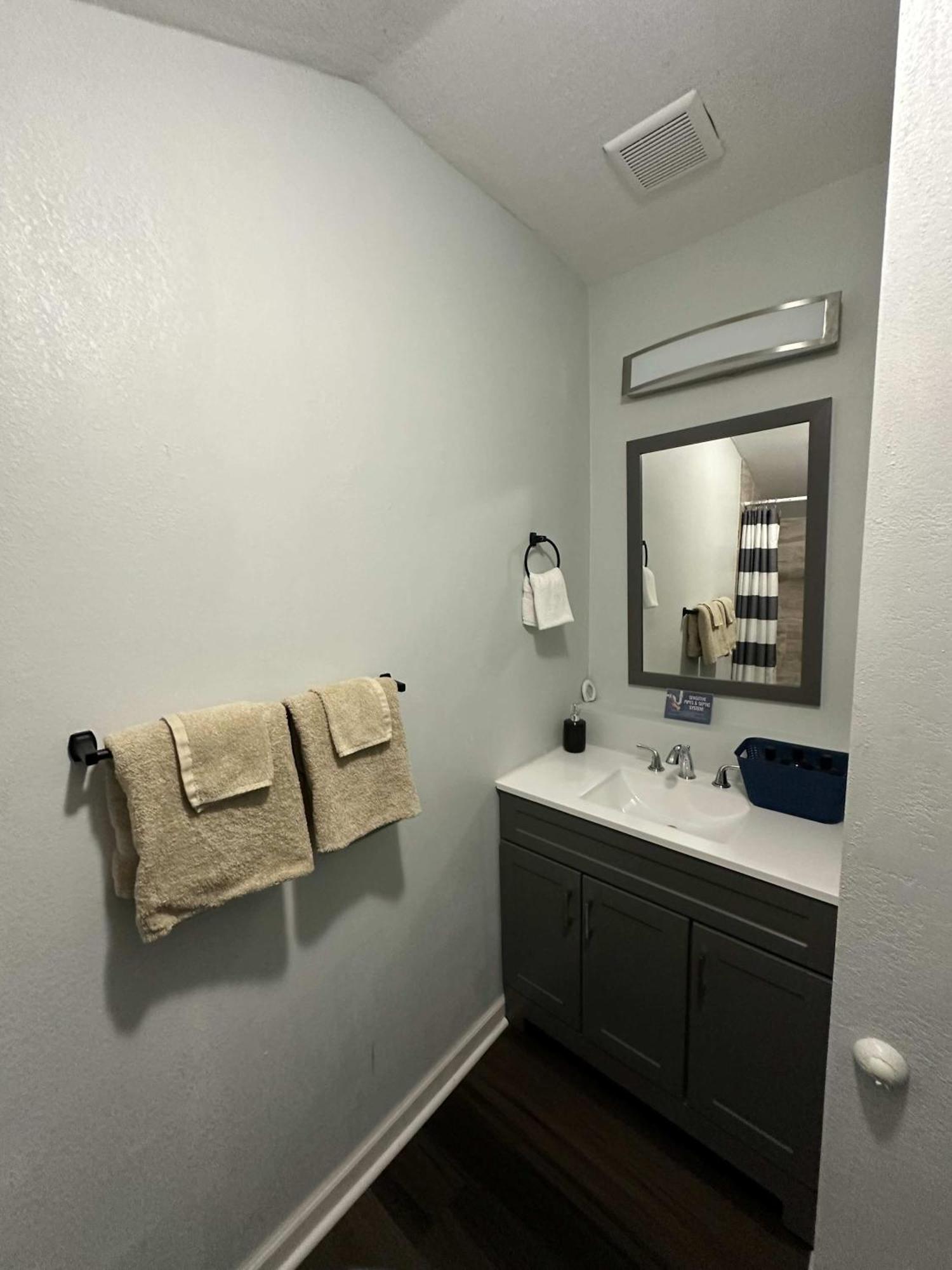 Pensacola Pearl - Studio Apartment - Pets Welcome Extérieur photo