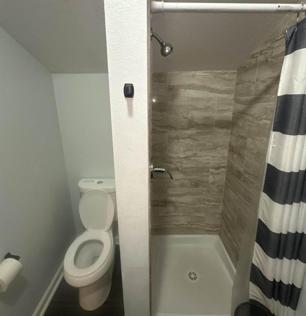 Pensacola Pearl - Studio Apartment - Pets Welcome Extérieur photo